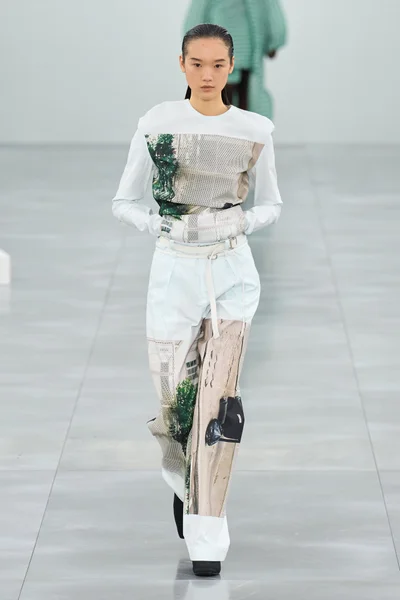 Look 41